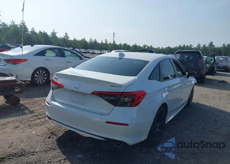 2024 Honda Civic Sport z USA, uszkodzony, nr VIN 2HGFE2F50RH520607